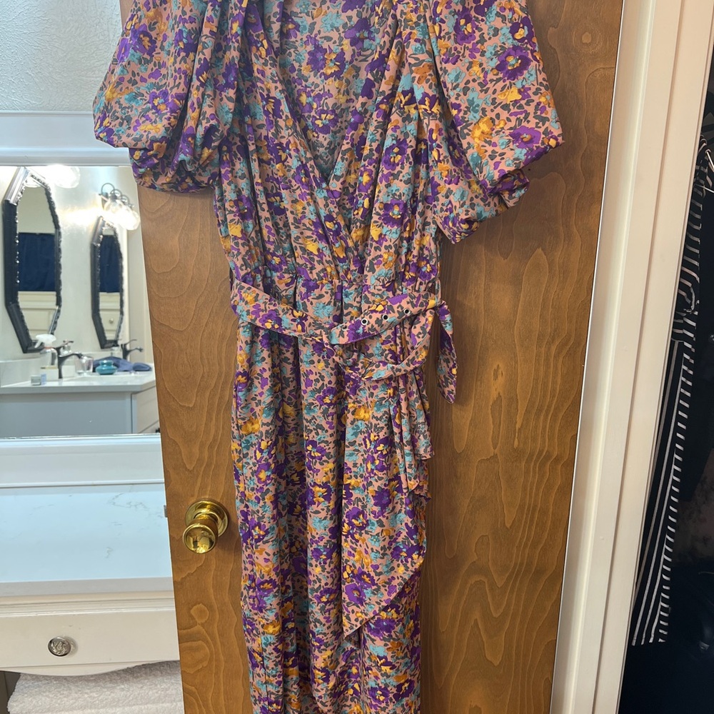 Entro Multicolor Floral Midi Dress
